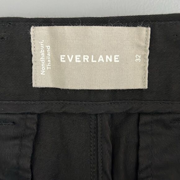 NWT Everlane The 9" Slim Fit Performance Chino Short in Black Size 32 - Picture 6 of 11